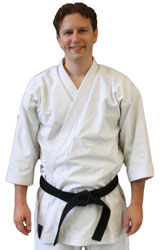 Josef Jiru (5. Dan DKV, 4. Dan IOGKF) Trainer Karate München